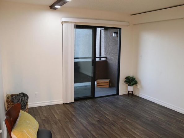 1450 Locust Avenue 425, Long Beach CA 90813