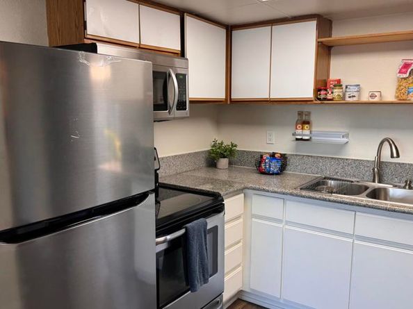 1450 Locust Avenue 425, Long Beach CA 90813