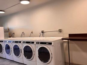 1450 Locust Avenue 425, Long Beach CA 90813