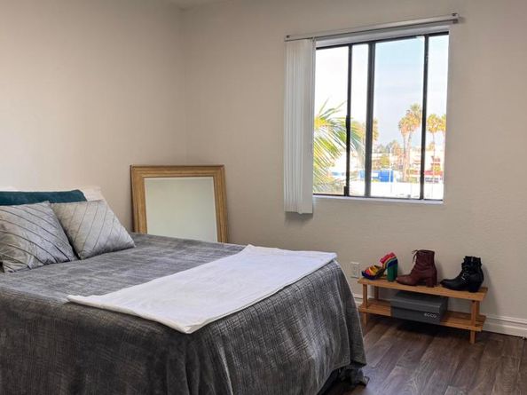 1450 Locust Avenue 425, Long Beach CA 90813