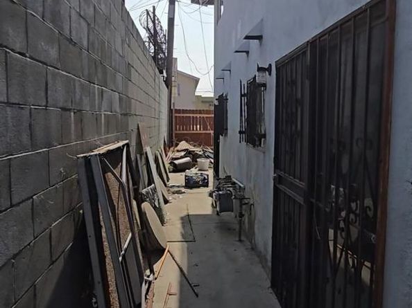 1020 W 42nd Place, Los Angeles CA 90037