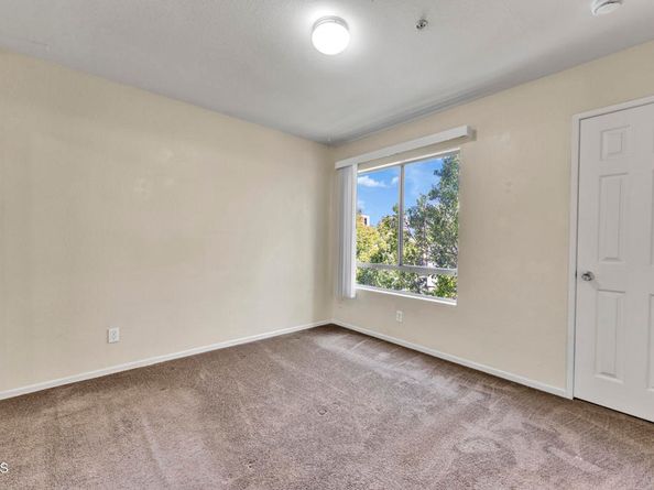 432 N Kenwood Street 214, Glendale CA 91206