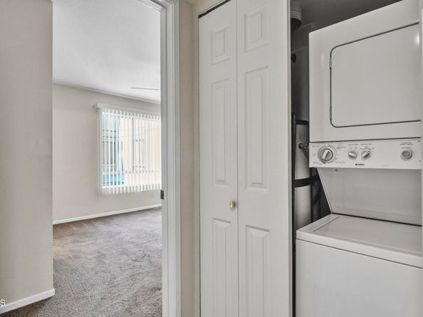 432 N Kenwood Street 214, Glendale CA 91206