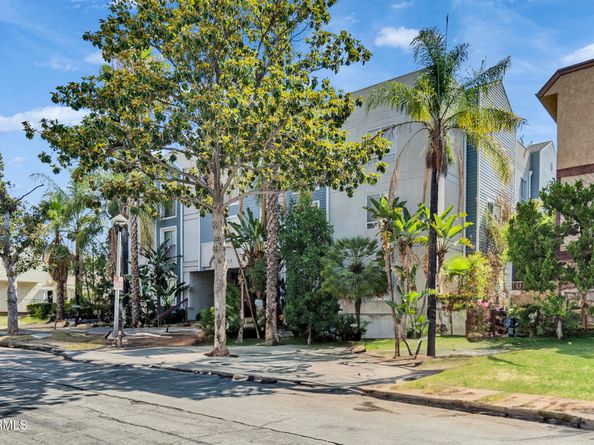 432 N Kenwood Street 214, Glendale CA 91206