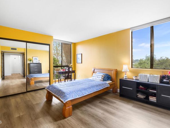 4275 Via Arbolada 209, Los Angeles CA 90042