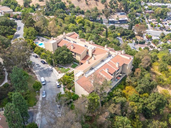 4275 Via Arbolada 209, Los Angeles CA 90042