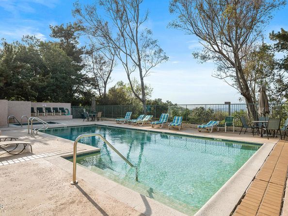 4275 Via Arbolada 209, Los Angeles CA 90042