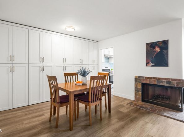 4275 Via Arbolada 209, Los Angeles CA 90042