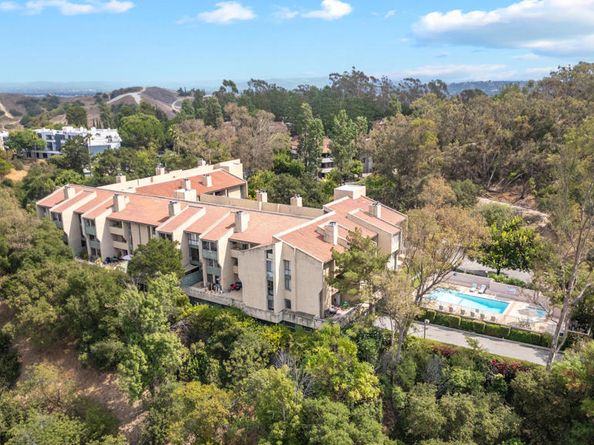 4275 Via Arbolada 209, Los Angeles CA 90042