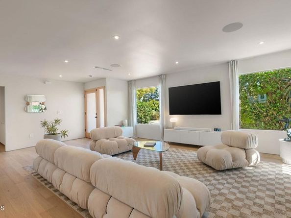 6919 La Presa Drive, San Gabriel CA 91775