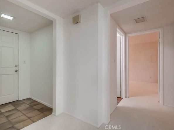 2722 E 20th 104, Signal Hill CA 90755