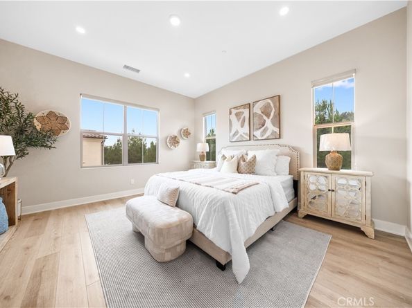 157 Fairgreen, Irvine CA 92618