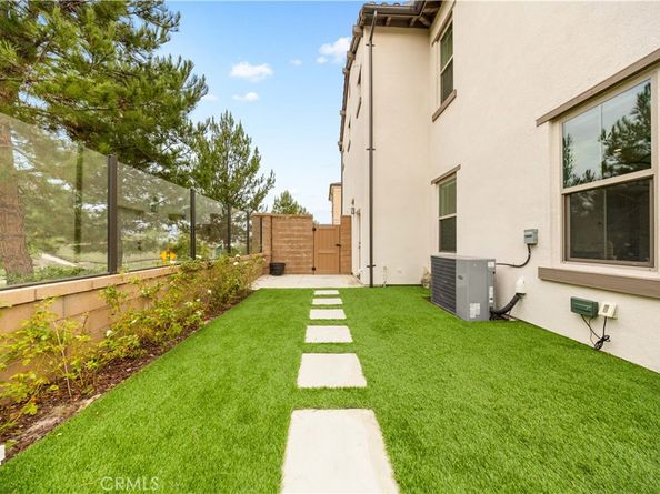 157 Fairgreen, Irvine CA 92618