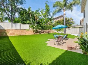 7 Calle De Luna, Rancho Santa Margarita CA 92688