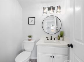 7 Calle De Luna, Rancho Santa Margarita CA 92688