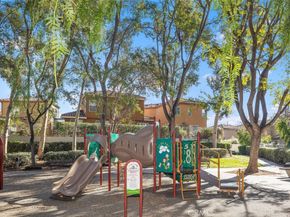 7 Calle De Luna, Rancho Santa Margarita CA 92688