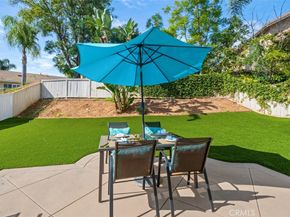 7 Calle De Luna, Rancho Santa Margarita CA 92688