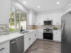 7 Calle De Luna, Rancho Santa Margarita CA 92688