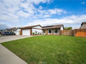 930 Helena Circle, Costa Mesa CA 92626