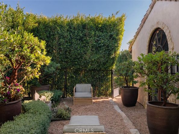 24650 Blue Dane Lane, Malibu CA 90265