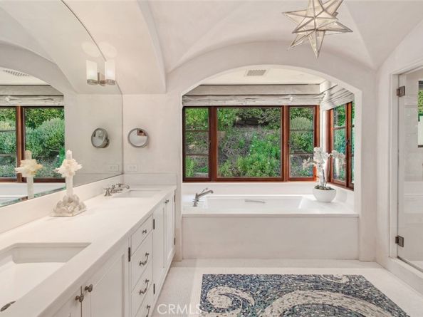 24650 Blue Dane Lane, Malibu CA 90265