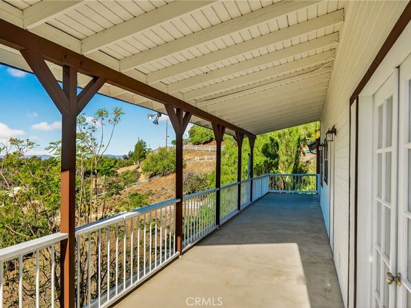 9404 Wayside Drive, Sunland CA 91040