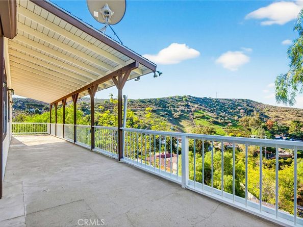 9404 Wayside Drive, Sunland CA 91040