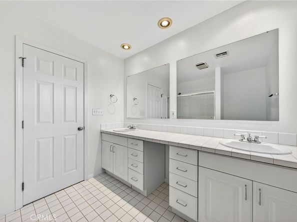 9404 Wayside Drive, Sunland CA 91040