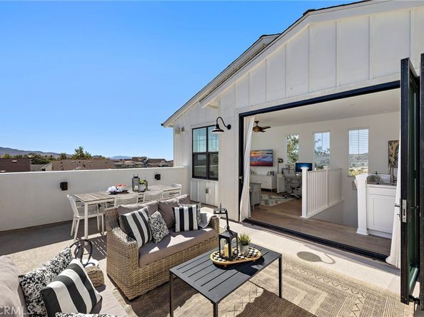 100 Vasto, Rancho Mission Viejo CA 92694