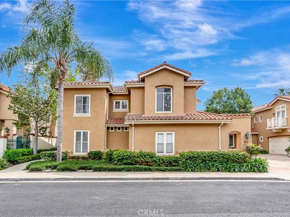 2528 Aquasanta, Tustin CA 92782