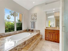 2528 Aquasanta, Tustin CA 92782