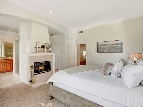 2528 Aquasanta, Tustin CA 92782