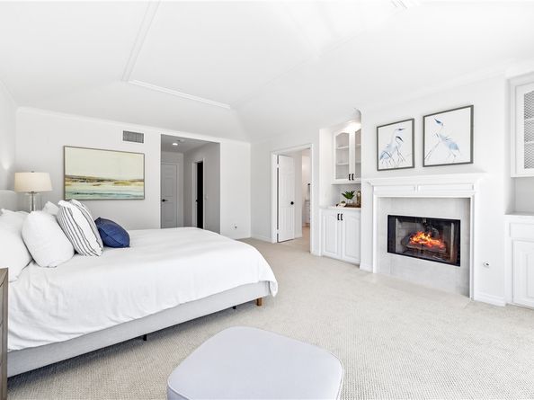 19365 Woodlands Drive, Huntington Beach CA 92648