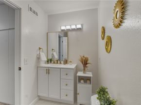 112 Espanas, Escondido CA 92026