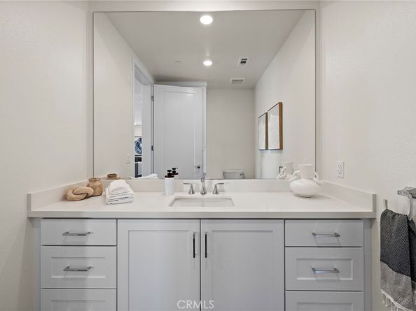 1500 Rivington, Irvine CA 92612