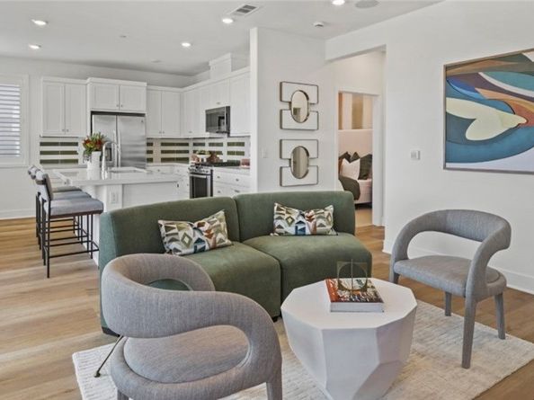 209 Yerba, Irvine CA 92618
