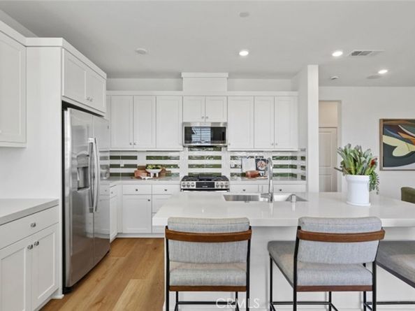 209 Yerba, Irvine CA 92618