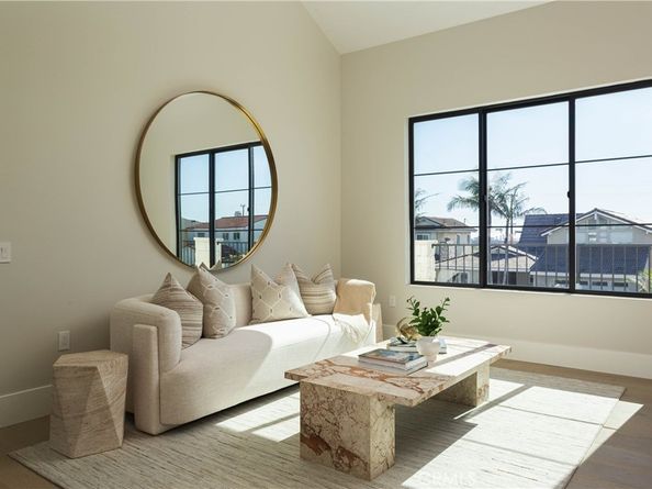 9121 Christine Drive, Huntington Beach CA 92646