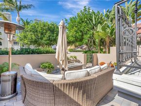 19305 Champion Lane, Huntington Beach CA 92648