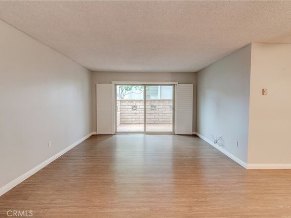 8777 Coral Springs Court 2B, Huntington Beach CA 92646