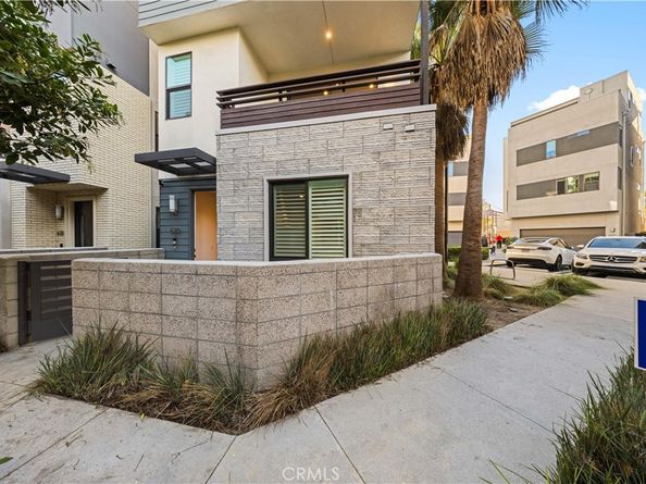 620 Cardiff Reef, Costa Mesa CA 92627