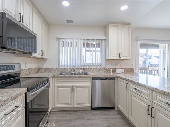 1023 S Citron St, Anaheim CA 92805