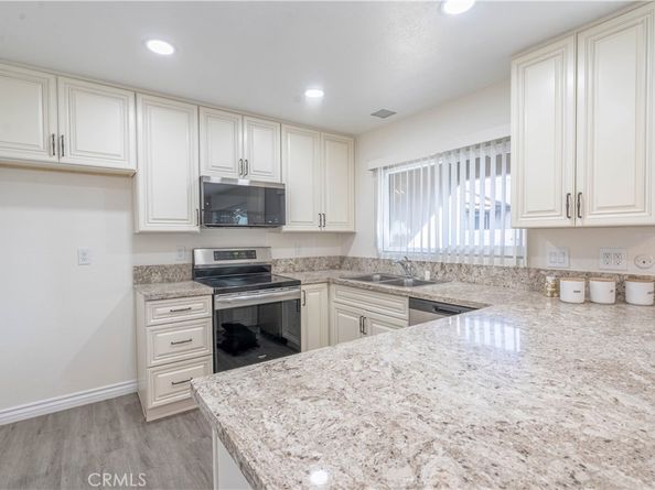 1023 S Citron St, Anaheim CA 92805