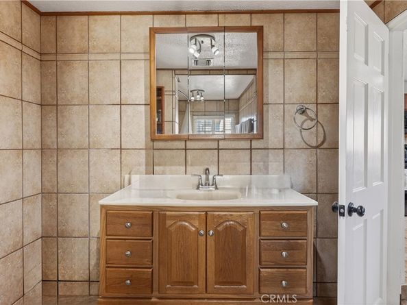 606 N Park, Pomona CA 91768