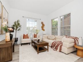 31 Dinuba, Irvine CA 92602