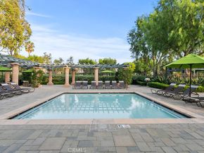 31 Dinuba, Irvine CA 92602