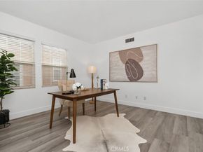 31 Dinuba, Irvine CA 92602