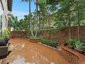 31 Dinuba, Irvine CA 92602