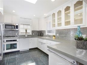 1096 Madison Place, Laguna Beach CA 92651