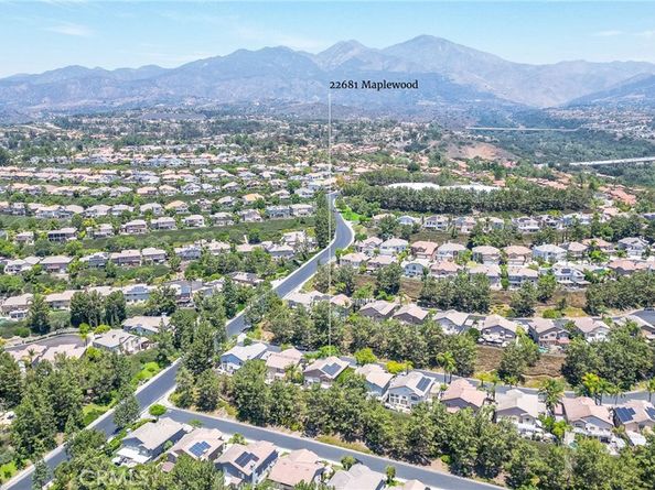 22681 Maplewood, Mission Viejo CA 92692
